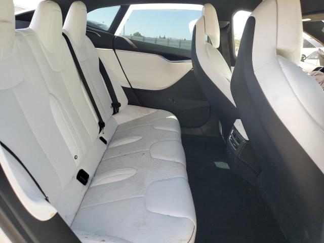5YJSA1E19HF183845 - 2017 TESLA MODEL S WHITE photo 10