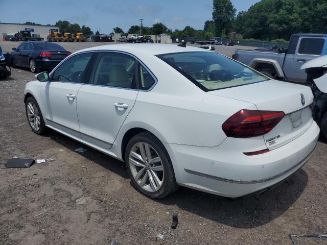 1VWCA7A31JC000887 - 2018 VOLKSWAGEN PASSAT SEL PREMIUM WHITE photo 2