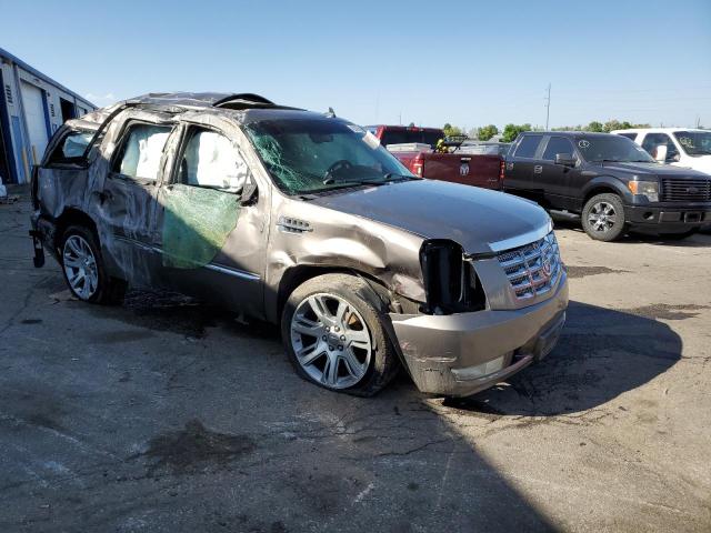 1GYS4CEF6BR159982 - 2011 CADILLAC ESCALADE PREMIUM TAN photo 4