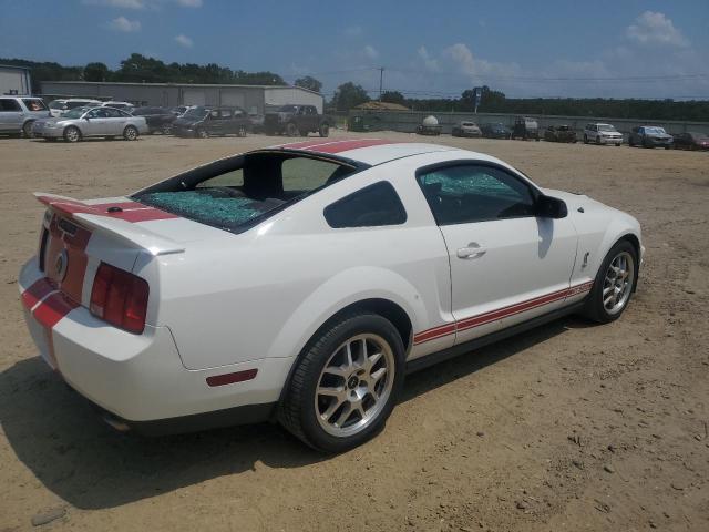 1ZVHT88S675359927 - 2007 FORD MUSTANG SHELBY GT500 WHITE photo 3