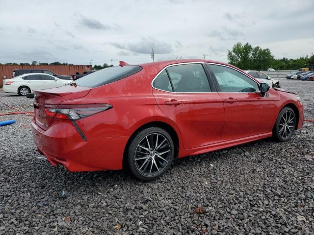 4T1G11AK2RU207198 - 2024 TOYOTA CAMRY SE NIGHT SHADE RED photo 3