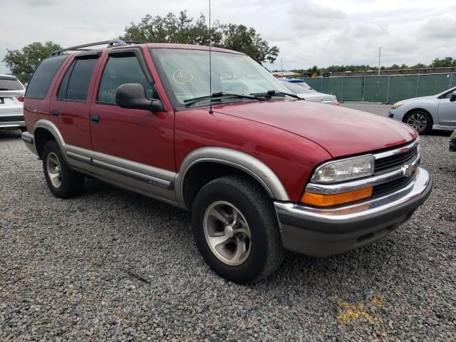 1GNCS13WXW2171369 - 1998 CHEVROLET BLAZER RED photo 4