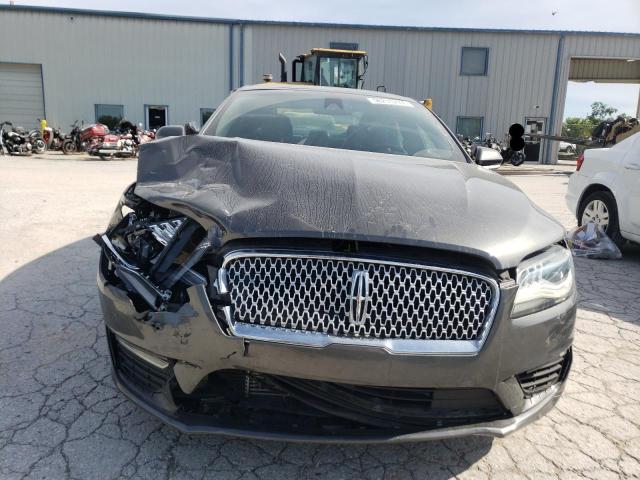 3LN6L5FC6HR613442 - 2017 LINCOLN MKZ RESERVE ნაცრისფერი ფოტო 5