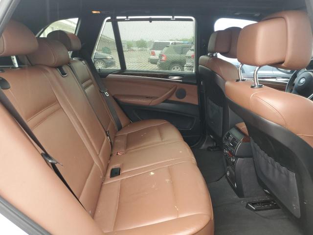 5UXZV4C57D0E08140 - 2013 BMW X5 XDRIVE35I WHITE photo 11