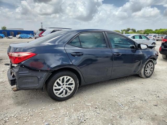 2T1BURHE9JC067964 - 2018 TOYOTA COROLLA L Сұр фото 3