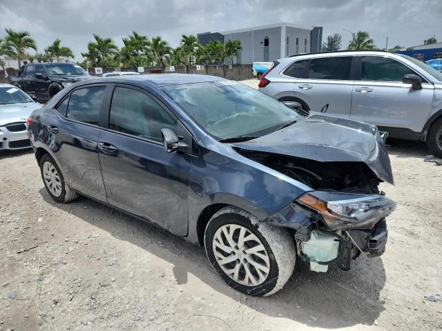 2T1BURHE9JC067964 - 2018 TOYOTA COROLLA L Сұр фото 4