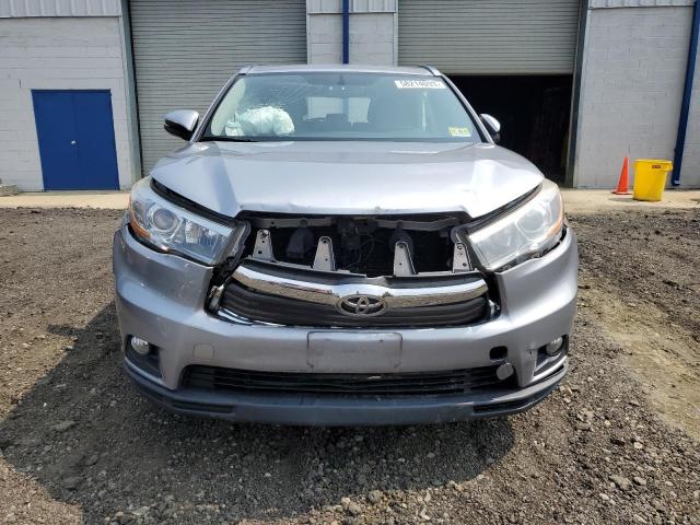5TDJKRFH1GS502801 - 2016 TOYOTA HIGHLANDER XLE Արծաթագույն լուսանկար 5