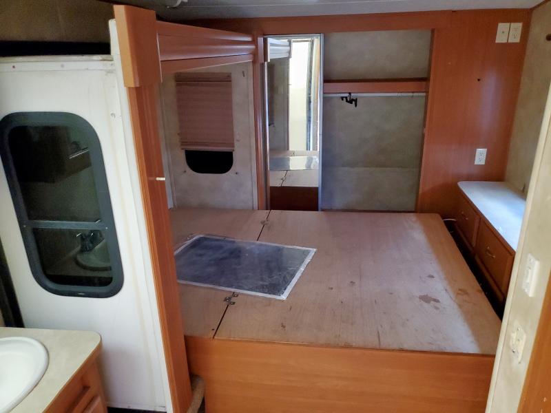 5SFGF29257E002415 - 2007 HEARTLAND GATEWAY 双色 照片 8