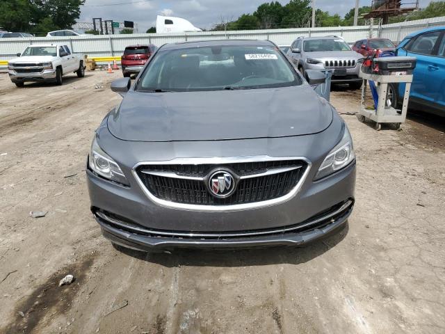 1G4ZP5SS4JU143960 - 2018 BUICK LACROSSE ESSENCE GRAY photo 5