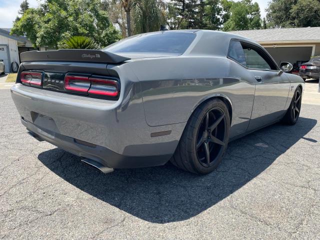 2C3CDZFJ7HH625982 - 2017 DODGE CHALLENGER R/T 392 TWO TONE photo 4