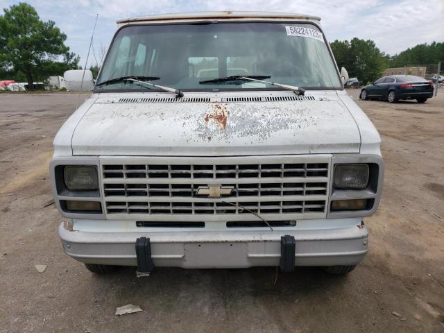 2GCEG25H7P4132469 - 1993 CHEVROLET G20 WHITE photo 5