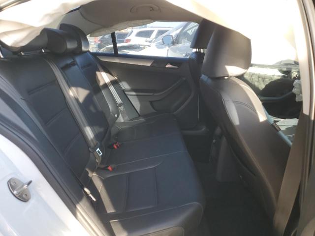 3VWDB7AJ6JM205829 - 2018 VOLKSWAGEN JETTA SE WHITE photo 10