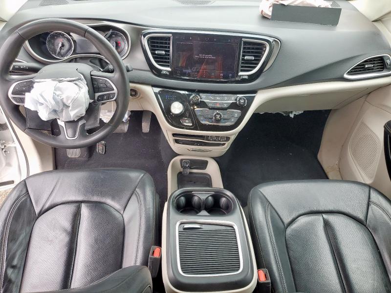 2C4RC1BG6NR193945 - 2022 CHRYSLER PACIFICA TOURING L WHITE photo 8