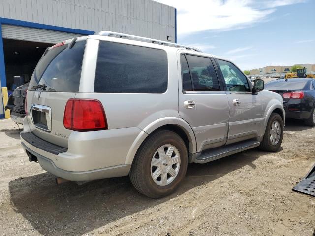 5LMFU27R54LJ16175 - 2004 LINCOLN NAVIGATOR GRAY photo 3