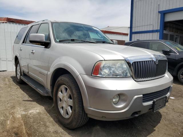 5LMFU27R54LJ16175 - 2004 LINCOLN NAVIGATOR GRAY photo 4