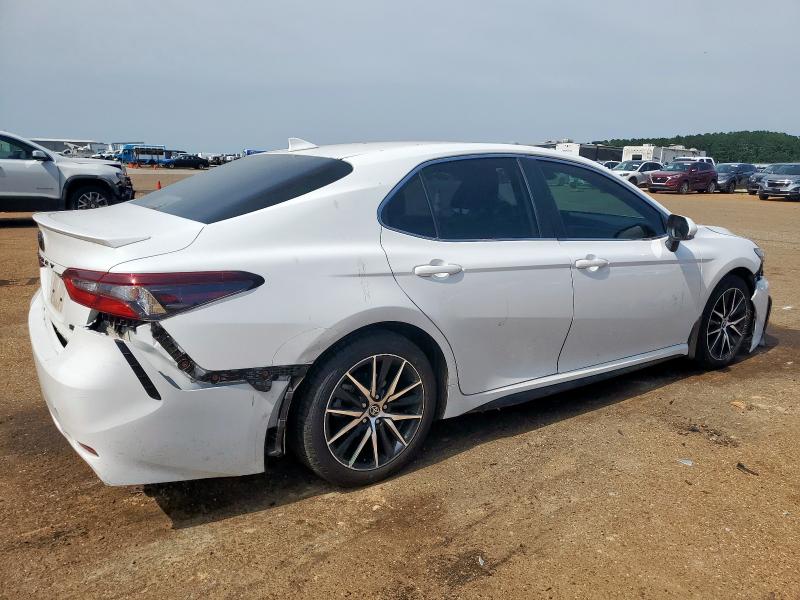 4T1G11AK0PU729325 - 2023 TOYOTA CAMRY SE NIGHT SHADE WHITE photo 3