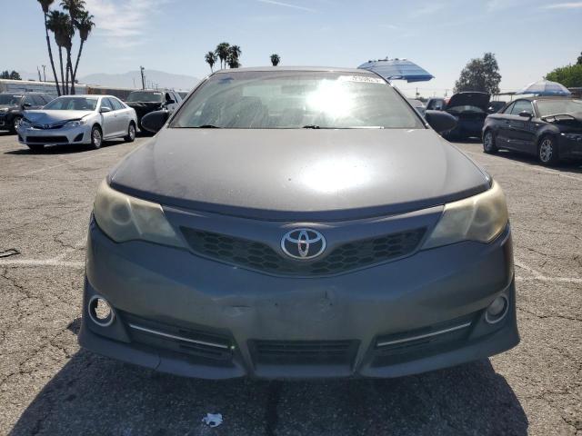 4T1BF1FK7CU015447 - 2012 TOYOTA CAMRY BASE GRAY photo 5