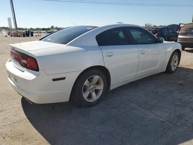 2C3CDXBG4EH191837 - 2014 DODGE CHARGER SE WHITE photo 3