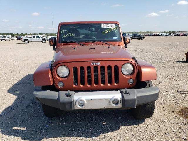 1C4GJWBG8EL258412 - 2014 JEEP WRANGLER SAHARA ORANGE photo 5