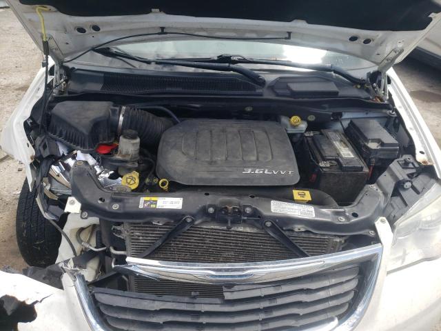 2C4RC1CG7DR614519 - 2013 CHRYSLER TOWN & COU TOURING L WHITE photo 12