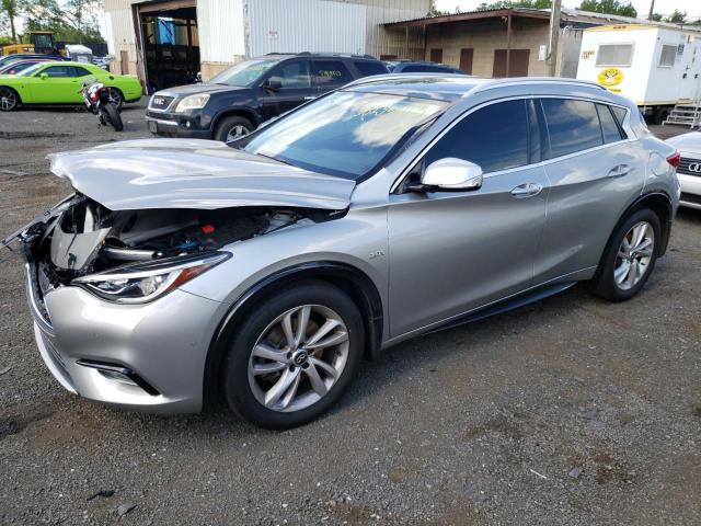 SJKCH5CP8HA015683 - 2017 INFINITI QX30 BASE SILVER photo 1