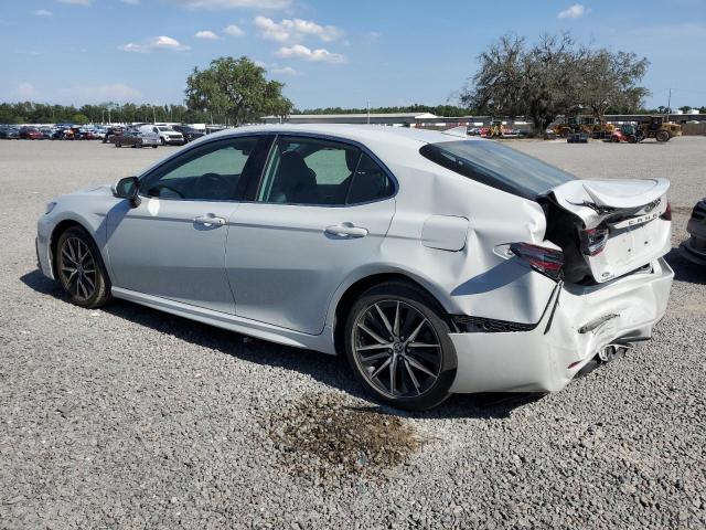 4T1G11AK1PU127792 - 2023 TOYOTA CAMRY SE NIGHT SHADE WHITE photo 2