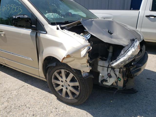 2C4RC1BG2DR706736 - 2013 CHRYSLER TOWN & COU TOURING 棕色 照片 13