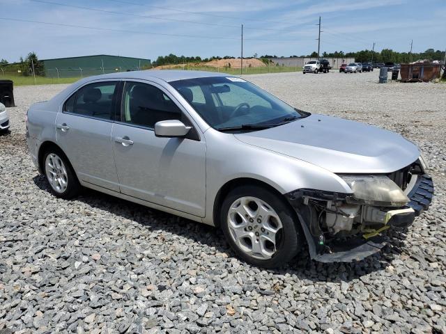 3FAHP0HA0BR237706 - 2011 FORD FUSION SE SILVER photo 4