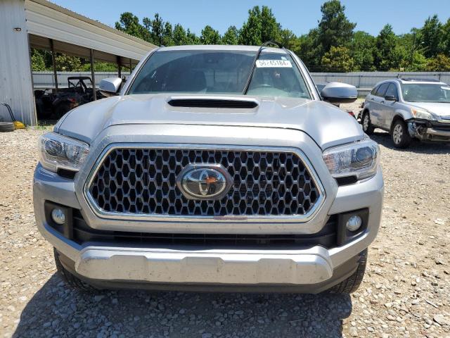 5TFCZ5AN2KX210409 - 2019 TOYOTA TACOMA DOUBLE CAB SILVER photo 5