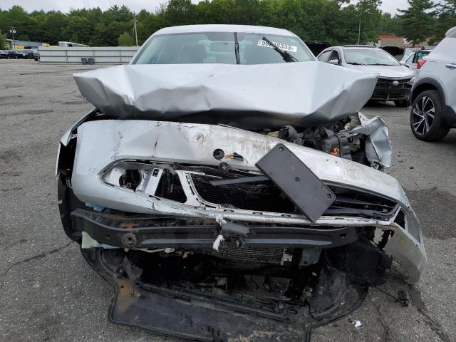 3VW2K7AJ3BM338170 - 2011 VOLKSWAGEN JETTA BASE فضي صورة 5