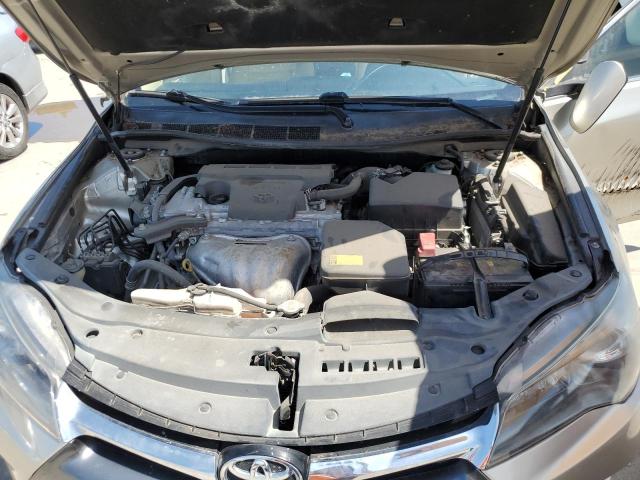 4T4BF1FK4FR458360 - 2015 TOYOTA CAMRY LE TAN photo 11