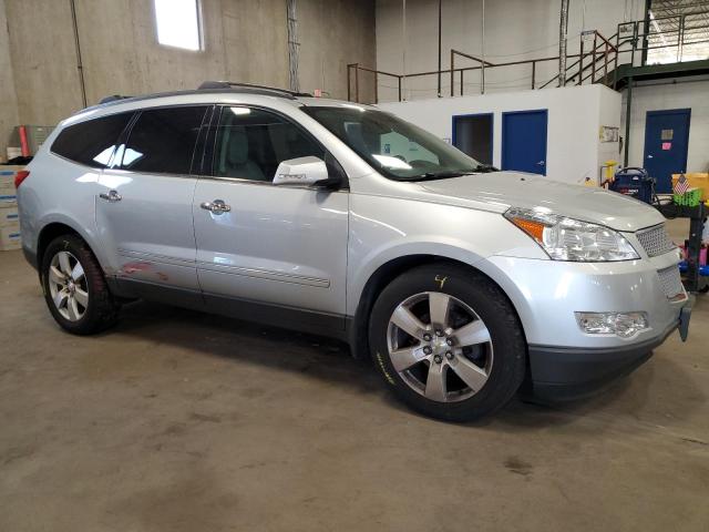 1GNKVLED9CJ105214 - 2012 CHEVROLET TRAVERSE LTZ SILVER photo 4