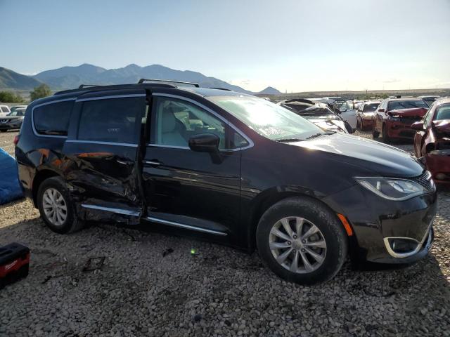 2C4RC1BG5HR525281 - 2017 CHRYSLER PACIFICA TOURING L PURPLE photo 4