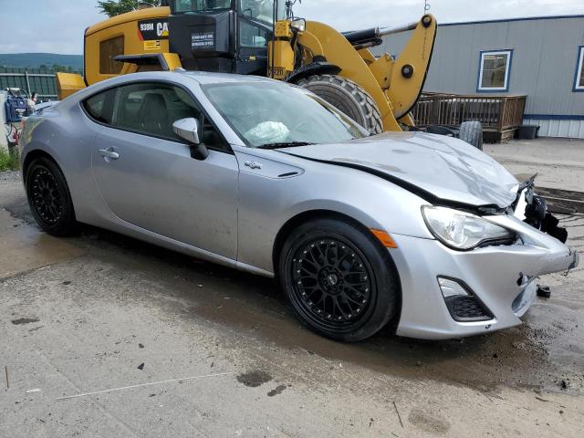 JF1ZNAA12G9702550 - 2016 TOYOTA SCION FR-S 银色 照片 4