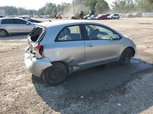 JTDJT4K32B5333042 - 2011 TOYOTA YARIS SILVER photo 3