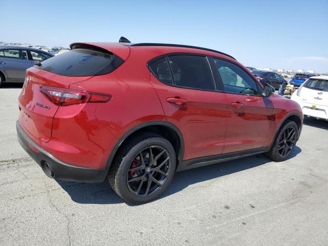 ZASPAKBN0K7C49786 - 2019 ALFA ROMEO STELVIO TI RED photo 3