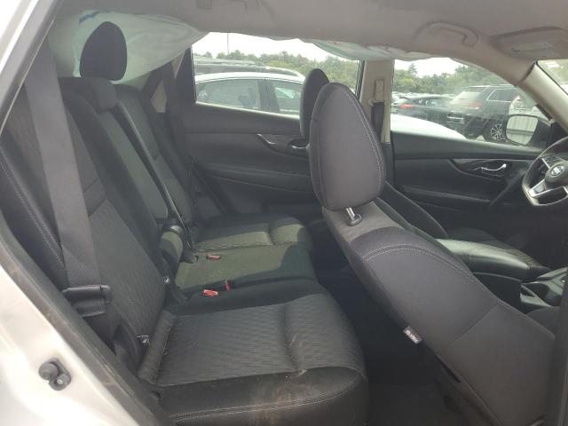 JN8AT2MV4HW257933 - 2017 NISSAN ROGUE S 银色 照片 11