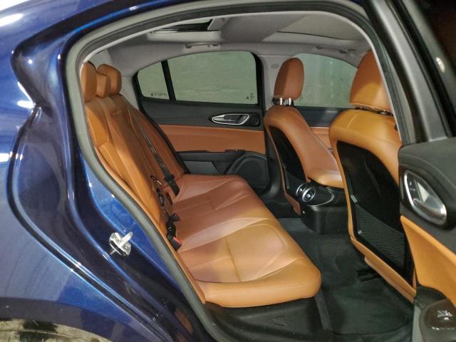 ZARFAEDN5H7546697 - 2017 ALFA ROMEO GIULIA Q4 蓝色 照片 10