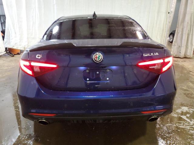 ZARFAEDN5H7546697 - 2017 ALFA ROMEO GIULIA Q4 蓝色 照片 6