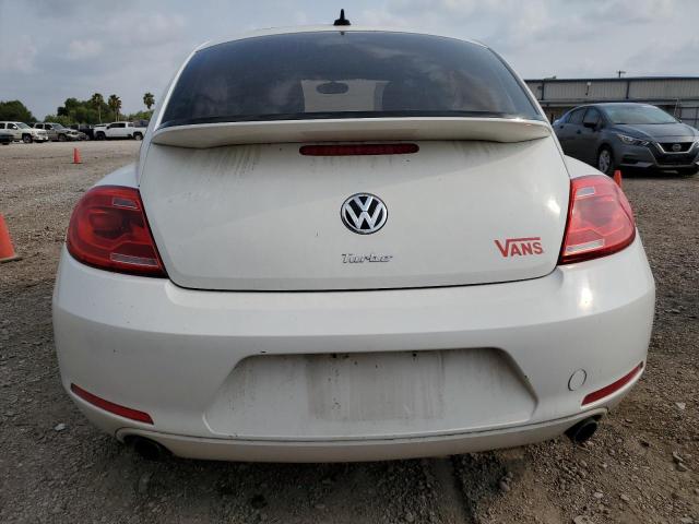 3VWV67ATXDM606864 - 2013 VOLKSWAGEN BEETLE TURBO WHITE photo 6