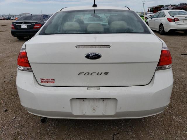 1FAHP3EN6BW197136 - 2011 FORD FOCUS S WHITE photo 6