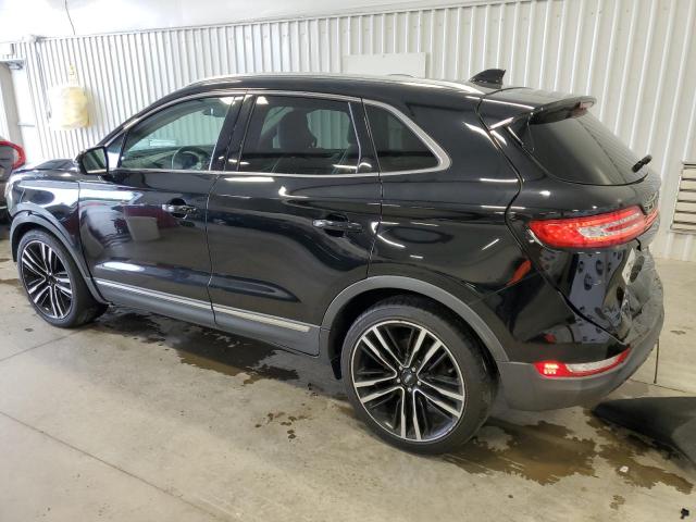 5LMTJ3DH4JUL12501 - 2018 LINCOLN MKC RESERVE შავი ფოტო 2