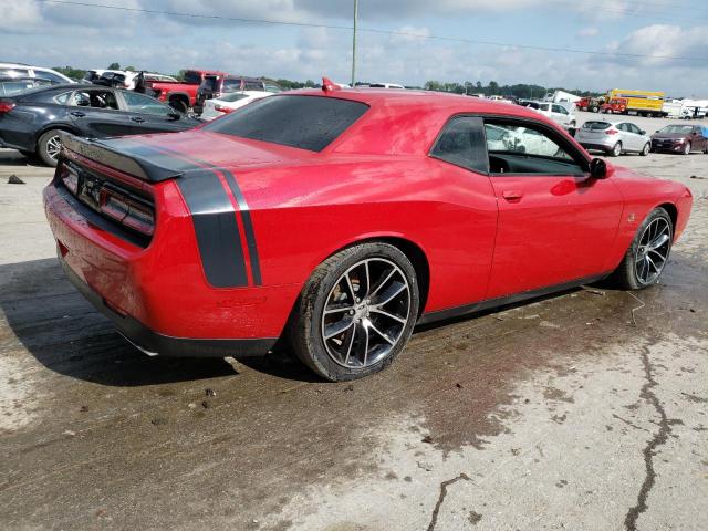 2C3CDZFJXGH234565 - 2016 DODGE CHALLENGER R/T SCAT PACK RED photo 3