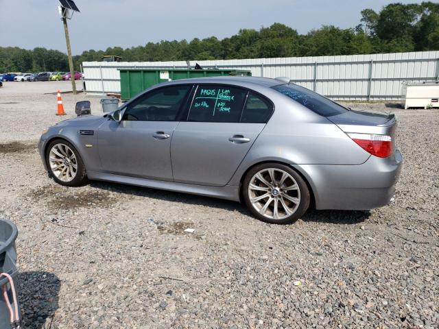 WBSNB93506B584773 - 2006 BMW M5 SILVER photo 2