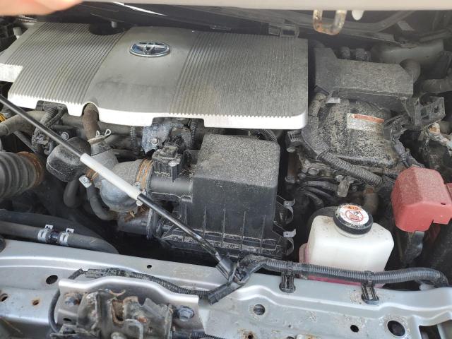 JTDKARFP1J3095487 - 2018 TOYOTA PRIUS PRIM SILVER photo 11