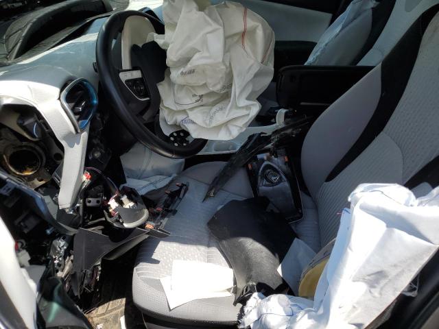 JTDKARFP1J3095487 - 2018 TOYOTA PRIUS PRIM SILVER photo 7