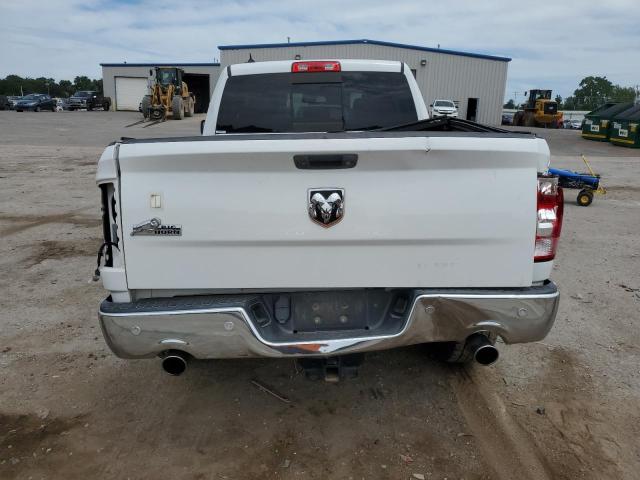 1C6RR6GT8JS105267 - 2018 RAM 1500 SLT WHITE photo 6