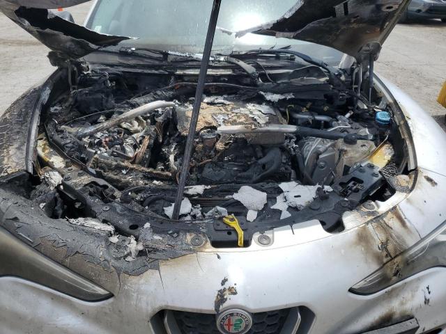 ZASFAKBN1J7B92055 - 2018 ALFA ROMEO STELVIO TI ვერცხლისფერი ფოტო 12