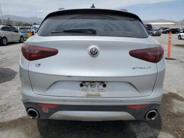 ZASFAKBN1J7B92055 - 2018 ALFA ROMEO STELVIO TI ვერცხლისფერი ფოტო 6