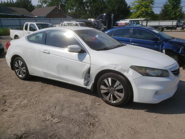 1HGCS1B35BA009425 - 2011 HONDA ACCORD LX-S WHITE photo 4